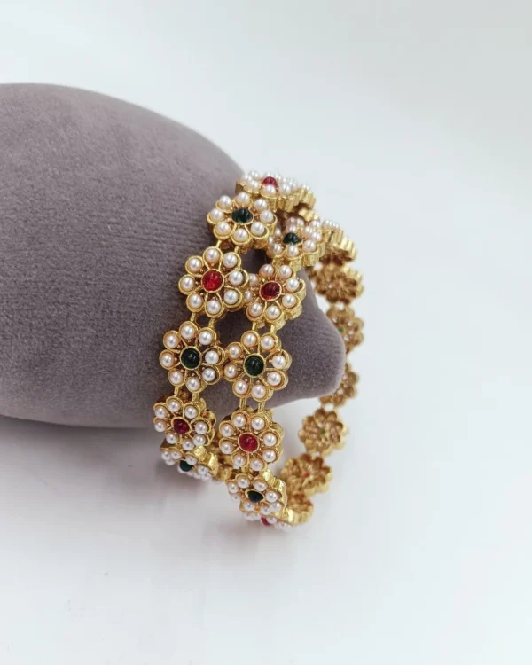 TWO PICE BANGLES SET